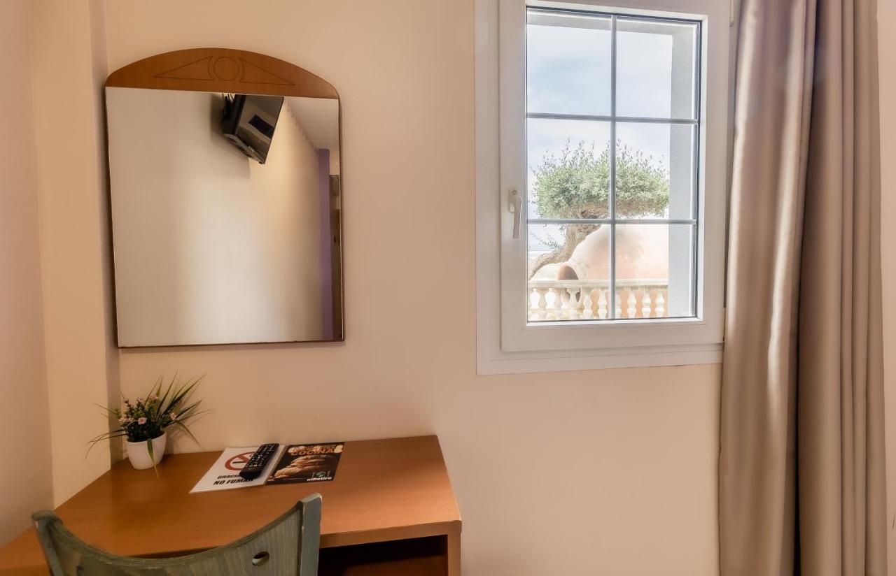 Hotelet Elretiro Cambrils Ngoại thất bức ảnh